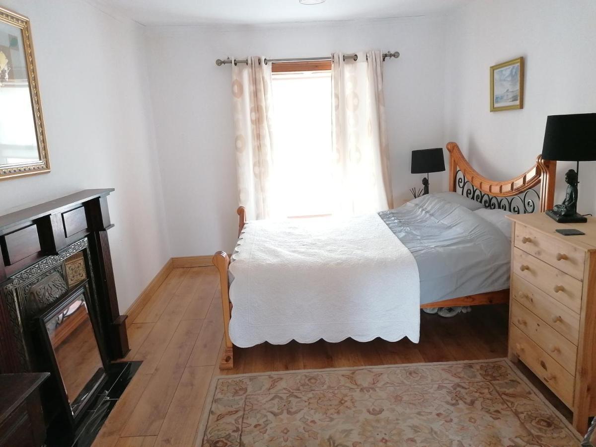 Dunkineely Ferguson'S Traditional Townhouse מראה חיצוני תמונה